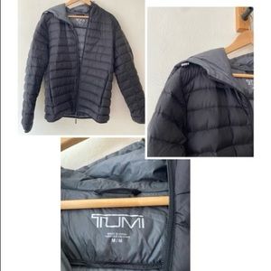 Tumi Puffer Jacket (M)